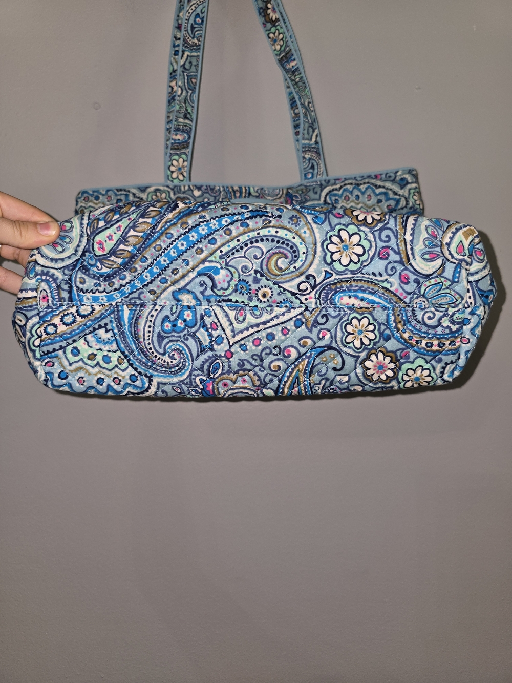 Vera Bradley retired "Daisy Dot Paisley" classic tote - Picture 10 of 11